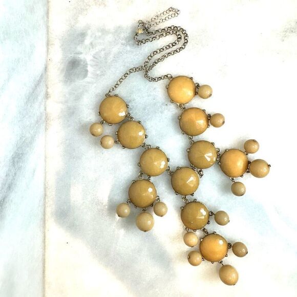 Vintage J. Crew Bubble Gold-tone & Cream Adjustable Bib Statement Necklace 25" - Picture 4 of 5